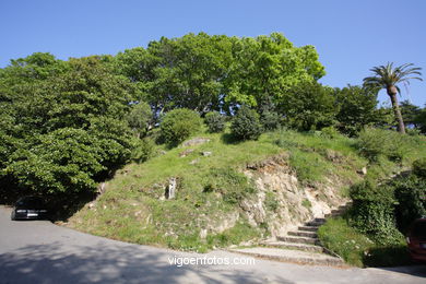 CASTILLOS DE GALICIA: SEGUNDA MURALLA CASTILLO DEL CASTRO. SIGLO XVII