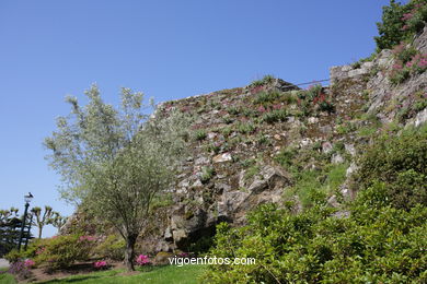 SPAIN CASTLES: VIGO CASTLE 