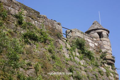 CASTILLOS DE ESPAÑA: PRIMERA MURALLA CASTILLO DEL CASTRO. SIGLO XVII