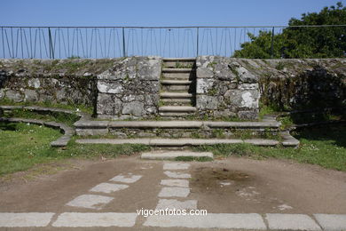 SPAIN CASTLES: VIGO CASTLE 