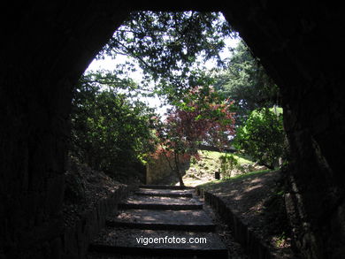 CASTILLOS DE GALICIA: SEGUNDA MURALLA CASTILLO DEL CASTRO. SIGLO XVII