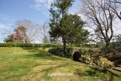 SPAIN CASTLES: VIGO CASTLE 