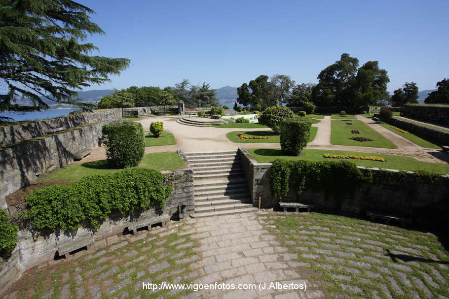 FOTOS DE FORTALEZA. CASTILLO DEL CASTRO. SIGLO XVII VIGO. GALICIA