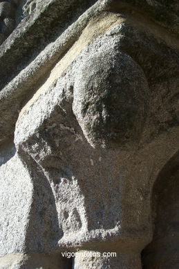 ROMANESQUE CHURCH OF CASTRELOS