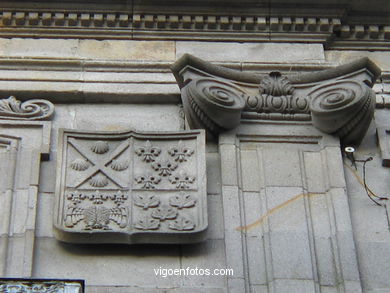 EDIFÍCIOS DO ECLÉCTICISMO INICIAL