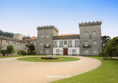 PAZO DE CASTRELOS. EL PAZO GALLEGO. SIGLO XVII