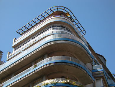 EDIFICIOS DE ARQUITECTURA MODERNA DE POSGUERRA