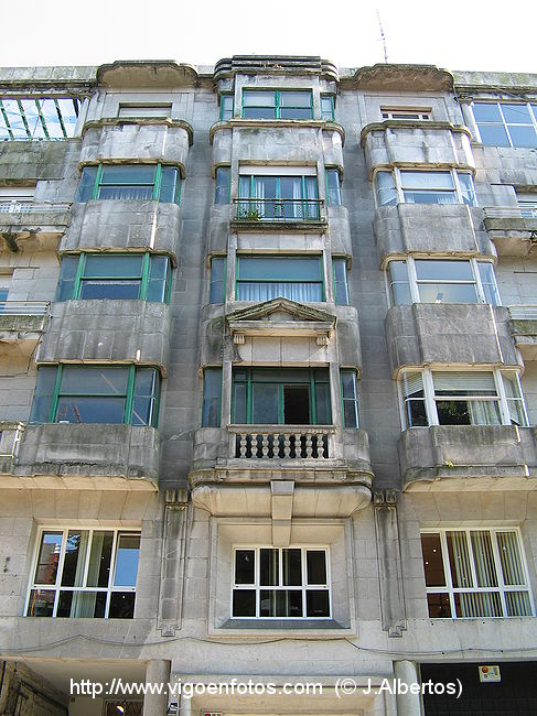 FOTOS DE EDIFICIOS DE ARQUITECTURA RACIONALISTA - VIGO. GALICIA - P5