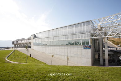 ENRIC MIRALLES - ARCHITECT ZONA DEPORTIVA DE LA UNIVERSITY OF VIGO