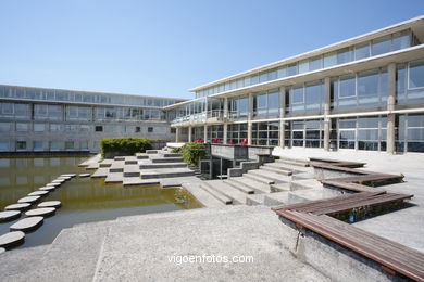 ARQUITECTO ALFONSO PENELA - ARQUITECTURA ECONÓMICAS Y EMPRESARIALES UNIVERSIDAD DE VIGO