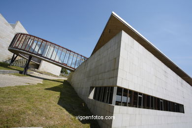 ARQUITETO ALFONSO PENELA - ARQUITECTURA CIÊNCIAS JURÍDICAS UNIVERSIDADE DE VIGO