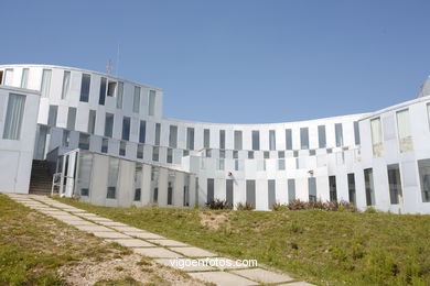 ARQUITECTO ANTONIO PENELA - ARQUITECTURA RESIDENCIA DE ESTUDIANTES DE LA UNIVERSIDAD DE VIGO