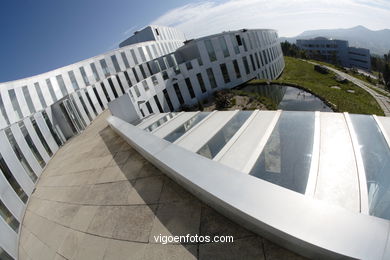 ARQUITETO ANTONIO PENELA - ARQUITECTURA RESIDÊNCIA DE ESTUDANTES DA UNIVERSIDADE DE VIGO