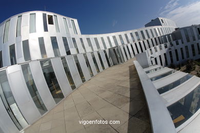 ARQUITECTO ANTONIO PENELA - ARQUITECTURA RESIDENCIA DE ESTUDIANTES DE LA UNIVERSIDAD DE VIGO