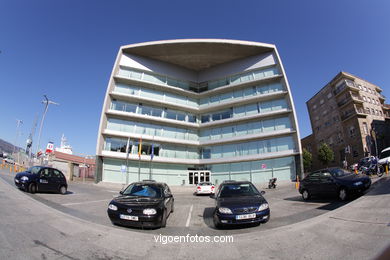 ARCHITECTS: ESTEVE BONELL, JOSEP MARÍA GIL - ARQUITECTURA XUNTA DE GALICIA