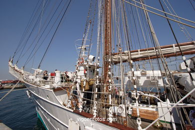 JUAN SEBASTIÁN O CANO - NAVIO ESCOLA