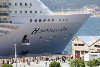 HARMONY OF THE SEAS - CRUISE SHIP 
