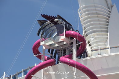 HARMONY OF THE SEAS - CRUISE SHIP 