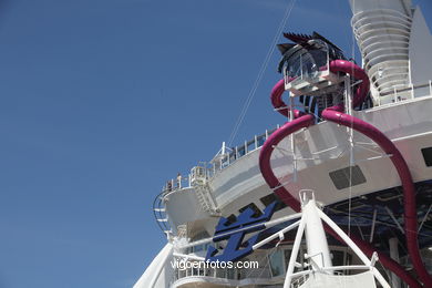 HARMONY OF THE SEAS - CRUISE SHIP 