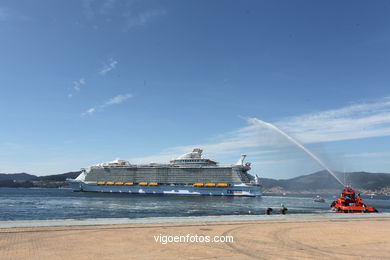 HARMONY OF THE SEAS - CRUISE SHIP 