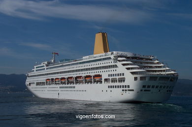 ORIANA - CRUISE SHIP 