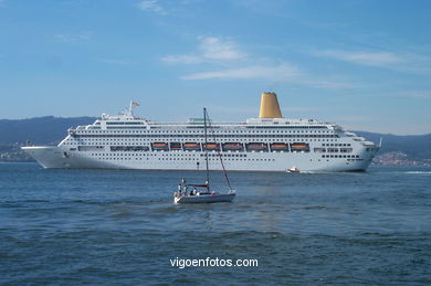 ORIANA - CRUISE SHIP 