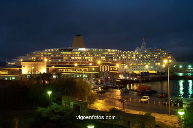 OUTROS TRANSATLÁNTICOS NO PORTO DE VIGO