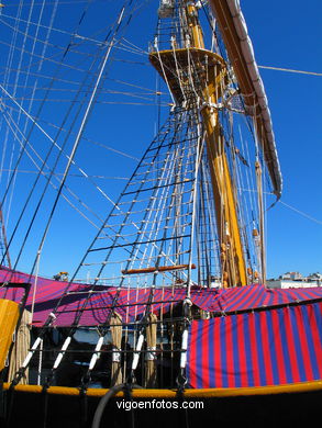 TRAINING SHIP PALINURO (ITALIAN)