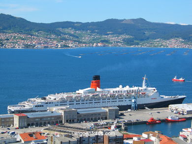 QUEEN ELIZABETH 2 (II) - CRUISE SHIP 