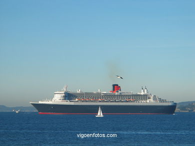 QUEEN MARY 2 (II) - CRUISE SHIP CUNARD