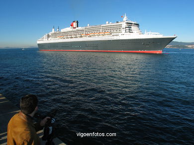 QUEEN MARY 2 (II) - CRUISE SHIP CUNARD