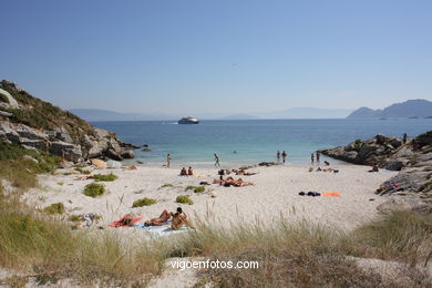 PRAIA AREÍÑA. ILHAS CIES