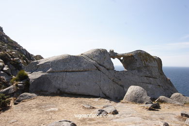 THE BELL - CIES ISLANDS