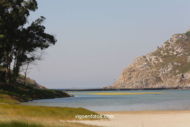 THE LAKE OF  THE CHILDREN - CIES ISLANDS