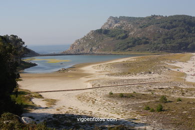 THE LAKE OF  THE CHILDREN - CIES ISLANDS