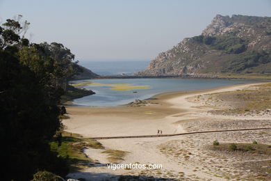 THE LAKE OF  THE CHILDREN - CIES ISLANDS