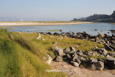 THE LAKE OF  THE CHILDREN - CIES ISLANDS