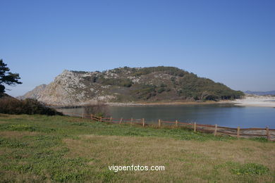 THE LAKE OF  THE CHILDREN - CIES ISLANDS