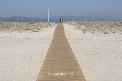 PRAIA DE RODAS. ILHAS CIES