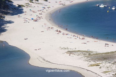 PLAYA DE RODAS. ISLAS CIES