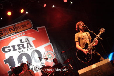 DELUXE - CONCIERTO ESTRELLA GALICIA EN VIGO 2006