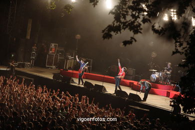 FRANZ FERDINAND - CONCIERTO EN CASTRELOS - VIGO