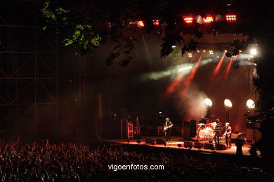 ARTIC MONKEYS - CONCERT IN CASTRELOS - VIGO (SPAIN)