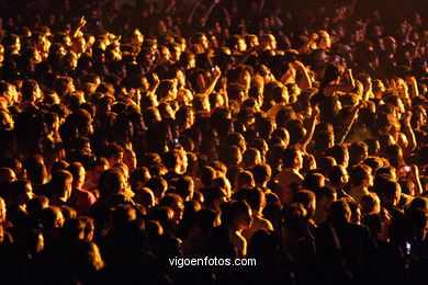 ARTIC MONKEYS - CONCERT IN CASTRELOS - VIGO (SPAIN)