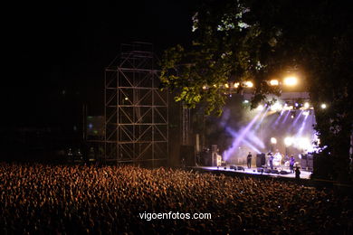 ARTIC MONKEYS - CONCERT IN CASTRELOS - VIGO (SPAIN)