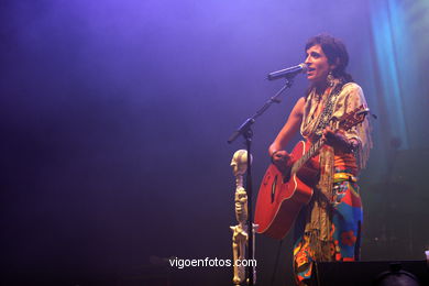 BEBE EM CONCERTO - FESTIVAL PARA VIGO VOU-ME - CASTRELOS