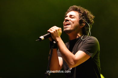 CAFE TACVBA EM CONCERTO - FESTIVAL PARA VIGO VOU-ME - CASTRELOS