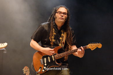 CAFE TACVBA EM CONCERTO - FESTIVAL PARA VIGO VOU-ME - CASTRELOS