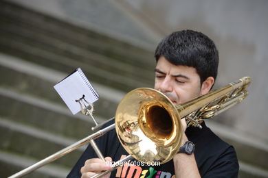 MR. DIXIE JAZZ BAND - JAZZ. II FESTIVAL DE VIGO IMAXINASONS 2006