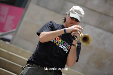 MR. DIXIE JAZZ BAND - JAZZ. II FESTIVAL DE VIGO IMAXINASONS 2006